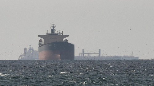 Irán amenaza con cerrar el estrecho de Ormuz ante presión de EUA