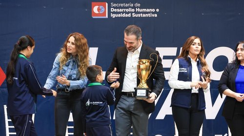 Adrián de la Garza premia y clausura 2.ª Copa Colegial Monterrey