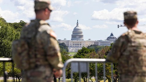 Trump anuncia pena de muerte para asesinos en Washington