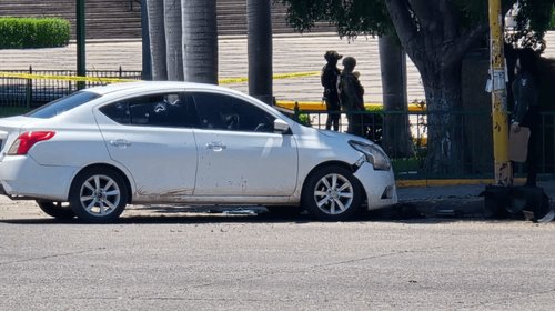 Ejecutan a dos hombres frente al Palacio de Gobierno en Culiacán