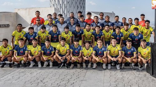 Saltillo Halcones realiza su foto oficial en el Mirador 