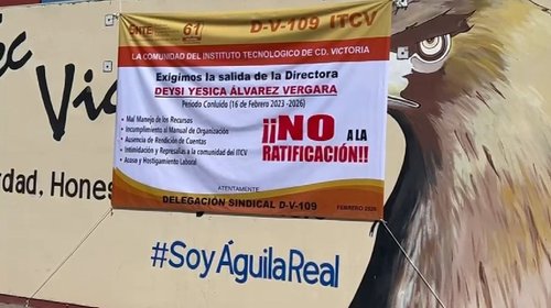 Maestros exigen destitución de directora por irregularidades 