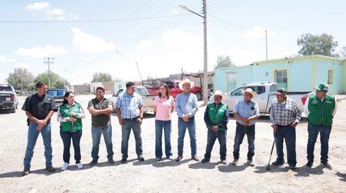 Benefician a 145 familias rurales con apoyos en Parras
