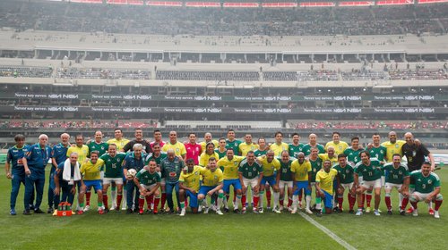 México vence a Brasil en partido de leyendas con doblete de Oribe