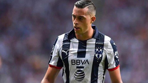 En Rayados escuchan ofertas por Rogelio Funes Mori