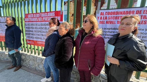 Denuncian arreglos políticos por plazas en Escuelas Normales