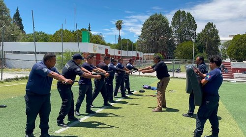 Capacitan a policías en competencias básicas en Parras