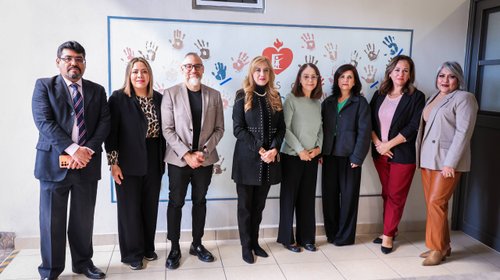 Firman convenio para apoyar salud mental de mujeres vulnerables
