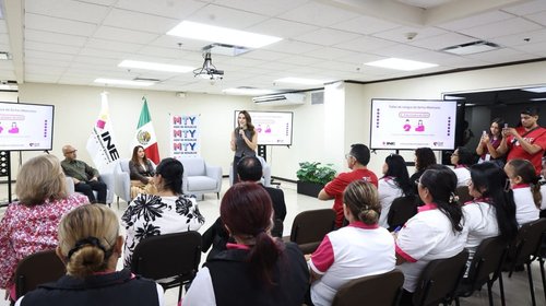 Promueven inclusión INE y DIF con taller de lengua de señas