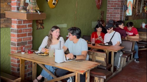 Restaurantes generan más de 5 millones de pesos por San Valentín