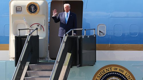 Trump admite que no puede buscar un tercer mandato