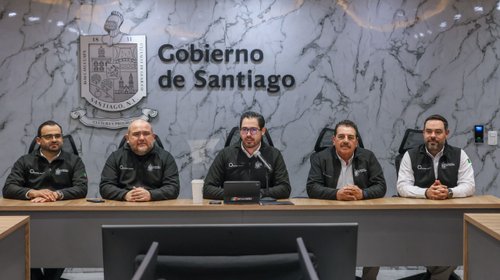 Familias de Santiago obtienen certeza jurídica en sus viviendas
