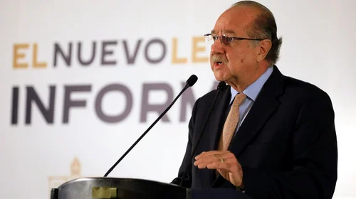 Pedro Arce es fiscal espurio, asegura Javier Navarro