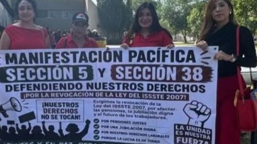 Reciben en la secretaría de educación a maestros manifestantes 