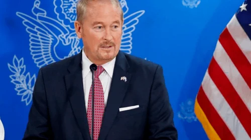 Trump prioriza frenar el fentanilo desde la frontera: Johnson