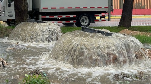 Lluvias provocan inundaciones y caos vial en Saltillo