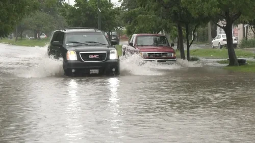 Exhortan llamar al 911 para cualquier emergencia por lluvias