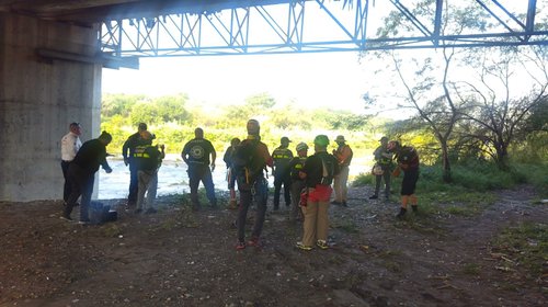 Sigue búsqueda de mujer arrastrada por corriente en Guadalupe