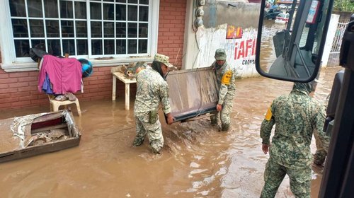 Resultan dañadas 821 escuelas en cinco estados tras lluvias: SEP