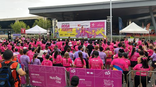 Ayudan con carrera Rosa Fuerte a mujeres sobrevivientes