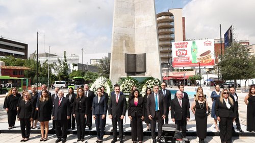 Conmemoran 429 años de la Fundación de Monterrey