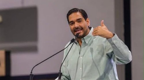 Carlos Peña dice que también fue víctima de persecución política