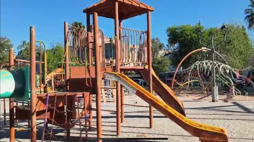 Solicitan vecinos mantenimiento a juegos infantiles de la Alameda