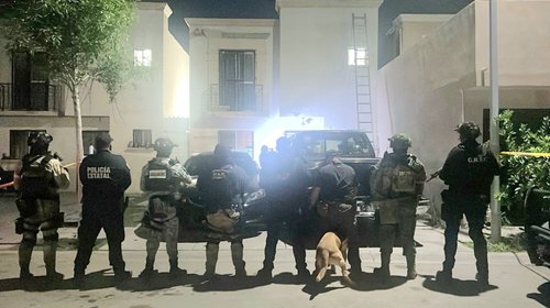 Cateo en Torreón deja drogas, armas y un inmueble asegurado