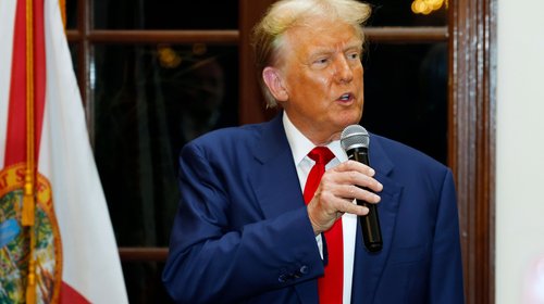 Trump deposita fianza de $175 millones y salva embargo de bienes