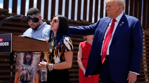 Trump 'utiliza' el muro para diferenciarse de los demócratas