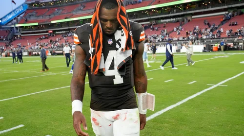 Acusan a Deshaun Watson de abuso sexual en Texas