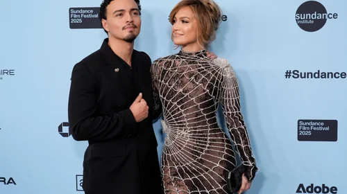 El musical 'El beso de la mujer araña' deslumbra en Sundance