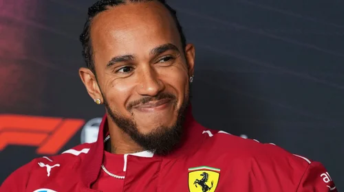 Hamilton listo para competir con Ferrari en el GP de Australia