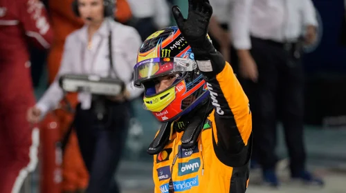 Piastri logra la pole en el Gran Premio de Bahrein de F1