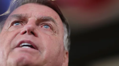 Trasladan a Brasilia a expresidente brasileño Jair Bolsonaro