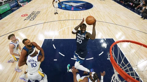 Timberwolves vencen 117-93 a unos Warriors sin Curry