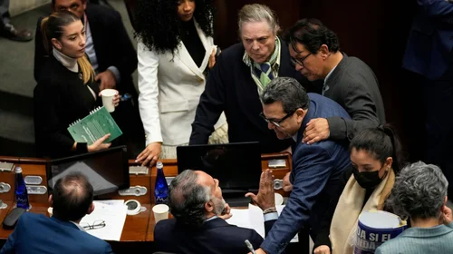 Rechazan en Colombia consulta popular sobre el sistema laboral