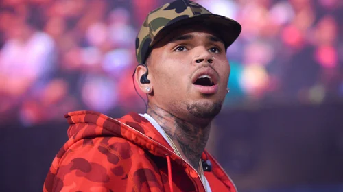 Chris Brown es acusado por una presunta agresión en 2023