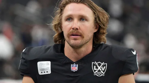 Raiders renuevan a AJ Cole y lo hacen el pateador mejor pagado