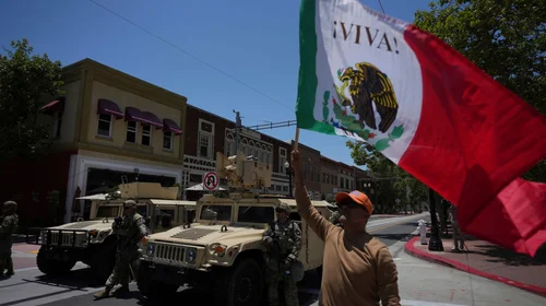 'Despliegue militar en LA es una amenaza a la democracia': Newsom