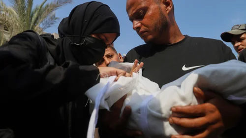Incrementan muertes de niños por hambruna en Gaza; reportan 85