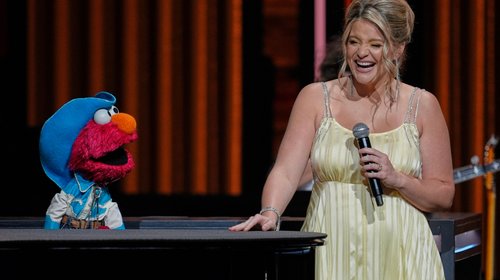 Elmo 'Plaza Sésamo' debuta en el Grand Ole Opry
