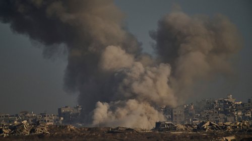 Israel mata a portavoz de Hamás; se reúnen para discutir ofensiva