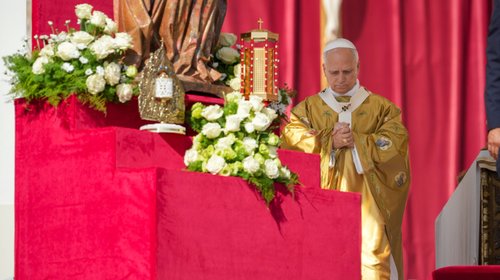 El papa declara santo a Carlos Acutis, el influencer de Dios