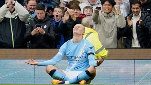 Manchester City humilla al Manchester United 3-0 en el derbi