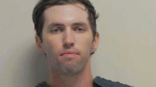 Acusan a Tyler Robinson de matar a Charlie Kirk con agravantes