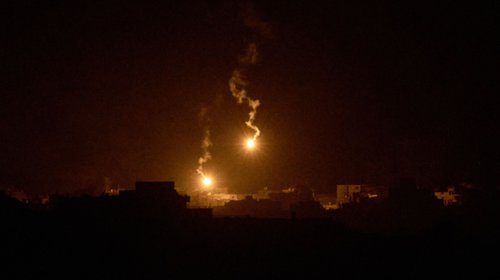 Ataques y disparos matan al menos a 38 en Gaza