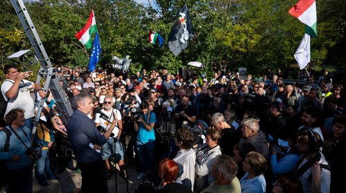 Miles protestan en Berlín; piden el fin de la guerra Israel-Hamás
