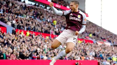 Aston Villa consigue triunfo en la Liga Premier con 3-1