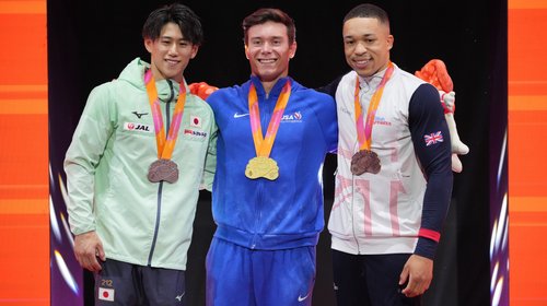 Brody Malone cierra el Mundial de Gimnasia con oro en barra fija